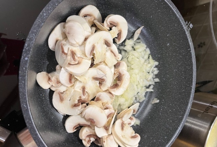 Фото шага рецепта Запеканка из поленты с грибами и сыром 174748 шаг 2  