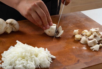 Фото шага рецепта Запеканка с курицей и грибами 173855 шаг 6  