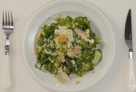 Фото шага рецепта Зеленый салат с соусом шисо 69073 шаг 5  