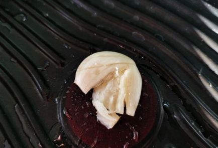 Фото шага рецепта Жареный адыгейский сыр в чесночном масле 151120 шаг 3  