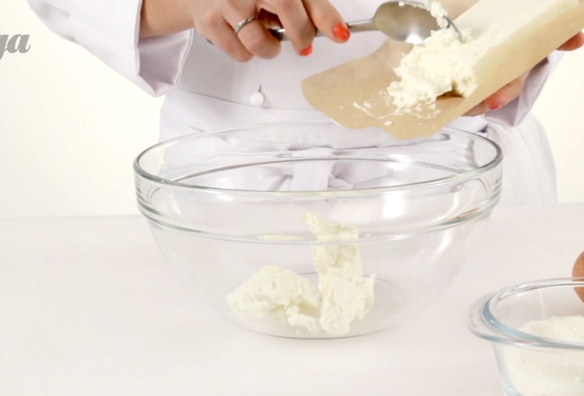 Как приготовить сырники из творога: пошаговый рецепт на сковороде