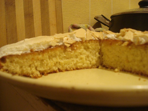 Пирог с вареньем на кефире: быстрый и вкусный рецепт