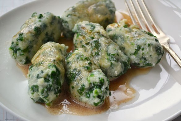 Фото рецепт Творожные лепешки со шпинатом (Gnudi)
