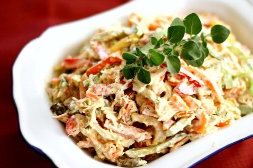 Как приготовить крабовый салат с болгарским перцем