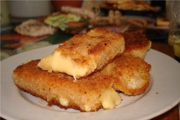 Как приготовить Жареный сыр в панировке на сковороде просто рецепт пошаговый