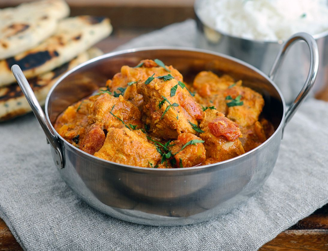 Добавление блюдо. Чикен тикка масала. Чикен карри масала блюдо. Chicken Tikka Masala курица тикка масала. Индийская кухня тикка масала.