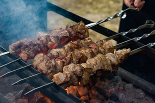 Маринад для шашлыка: лучшие рецепты для разных видов мяса