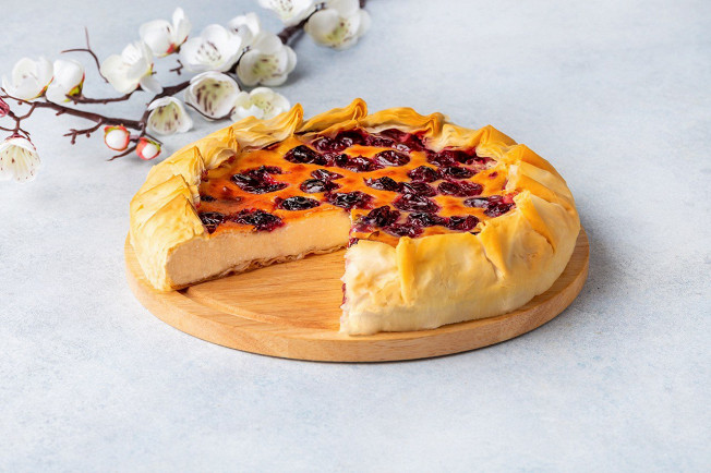 Пирог на молоке с ягодами - пошаговый рецепт с фото на thebestterrier.ru