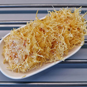Острые хрустящие чипсы из сыра