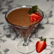 Шоколадный мусс с апельсиновой цедрой и коньяком