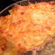 Курица с катофелем под сырным соусом с корочкой
