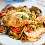 Паэлья с консервированной рыбой
