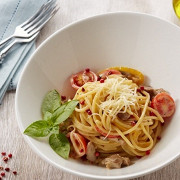 Спагетти карбонара с телятиной