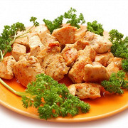Золотистая жареная курица по-деревенски со специями