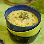 Рыбный суп по-кубински с картофелем и зеленым горошком