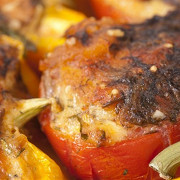 Фаршированные помидоры с мясом и сыром