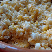 Куриный салат с яйцами и сыром