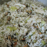 Паэлья с морепродуктами и горошком