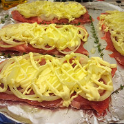 Мясо по-французски с грибами