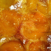 Пирог с яблоками и абрикосами