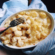 Mac and cheese  (Макароны в сливочном соусе)