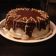 Шоколадный торт с маскарпоне в глазури