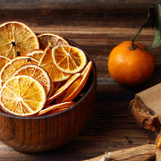 Сушеные апельсины с гвоздикой