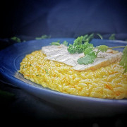Паста орзо с карри и курицей