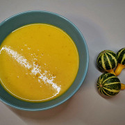 Имбирный тыквенный суп на кокосовом молоке