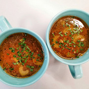 Куриный суп с сельдереем и морковью