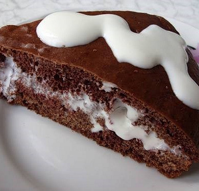 Шоколадный торт с грецкими орехами «Мечта»