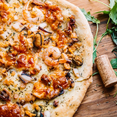 Классическая итальянская пицца: рецепт с тонким тестом и ароматным соусом