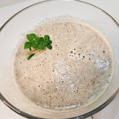 Суп-пюре из шампиньонов со сливками