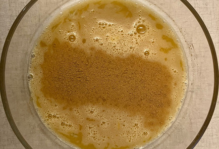 Фото шага рецепта Овсяное печенье с фундуком и яблоком 190846 шаг 2  