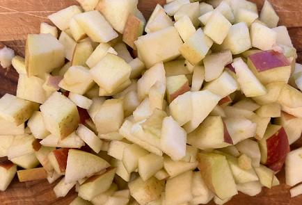 Фото шага рецепта Овсяное печенье с фундуком и яблоком 190846 шаг 5  