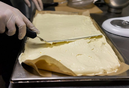 Бисквит на сковороде — рецепт с фото пошагово. Как испечь бисквит на сковороде без духовки?