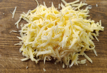 Фото шага рецепта Свиная вырезка пофранцузски с ананасами 190869 шаг 13  