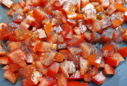 Фото шага рецепта Простой и вкусный салат 190889 шаг 8  