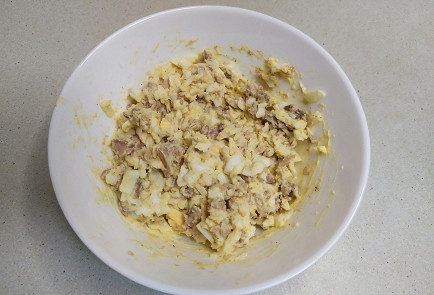 Фото шага рецепта Начинка для тарталеток с печенью трески 190885 шаг 8  