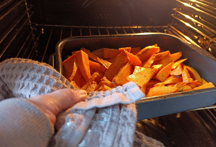 Фото шага рецепта Батат в духовке 190875 шаг 10  