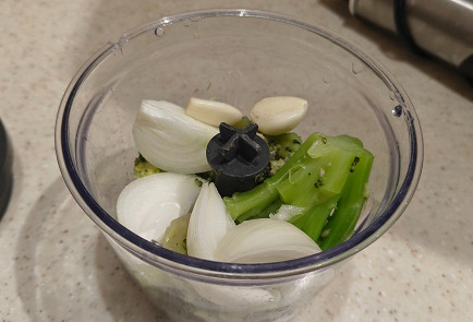 Фото шага рецепта Котлеты из домашнего фарша с брокколи 190882 шаг 6