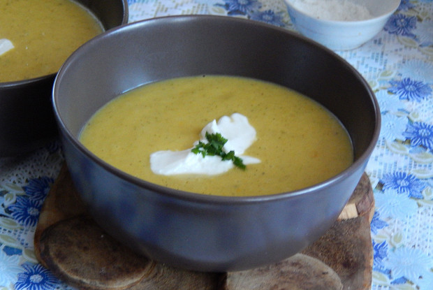 Крем-суп с тыквой и луком-пореем