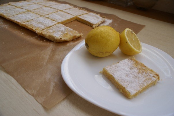 Лимонные пирожные (Lemon bars)