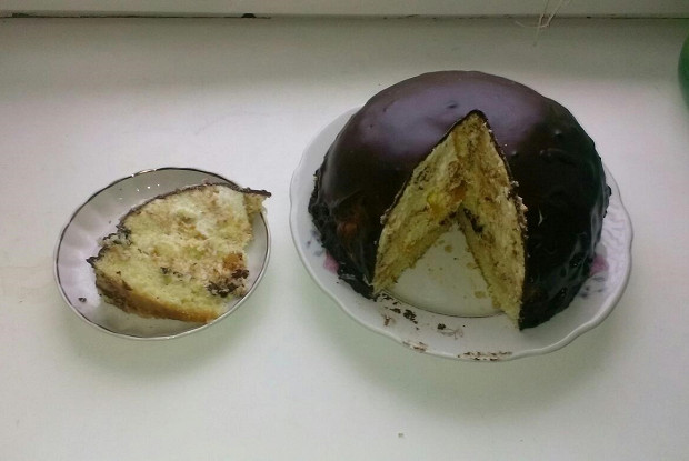 Торт-елочка из профитролей с кремом тирамиссу