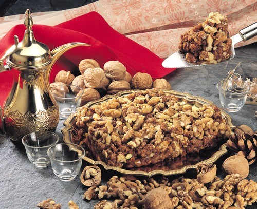 Орехи в кленовом сиропе и корице