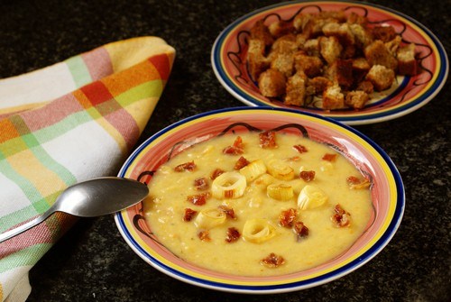 Пшенный суп с луком и картофелем