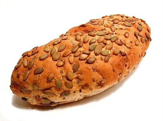 Тыквенно-сырный хлеб с семечками