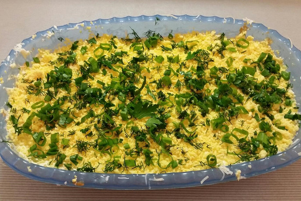 Салат «Мимоза» с картофелем и сайрой