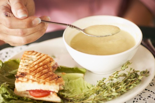 Быстрый крем-суп из цукини и плавленного сыра (Soupe a la Courgette)