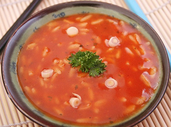 Томатный суп с диким рисом